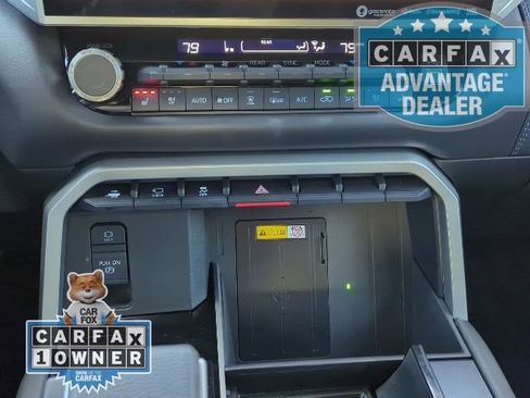 Used 2024 Toyota Sequoia Platinum image 9