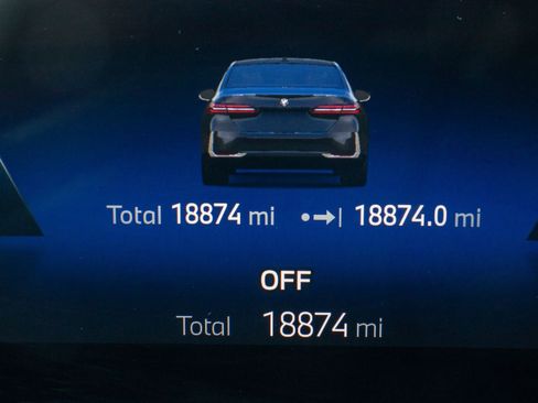 Used 2025 BMW 530i 530i image 36