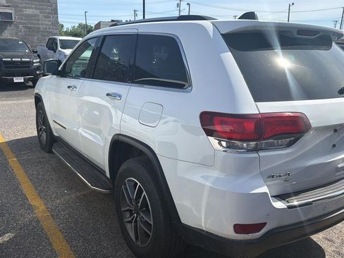 Used 2020 Jeep Grand Cherokee Limited AWD/4WD image 8