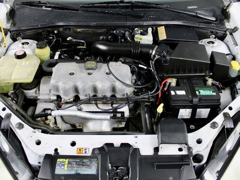 Used 2002 Ford Focus LX image 10