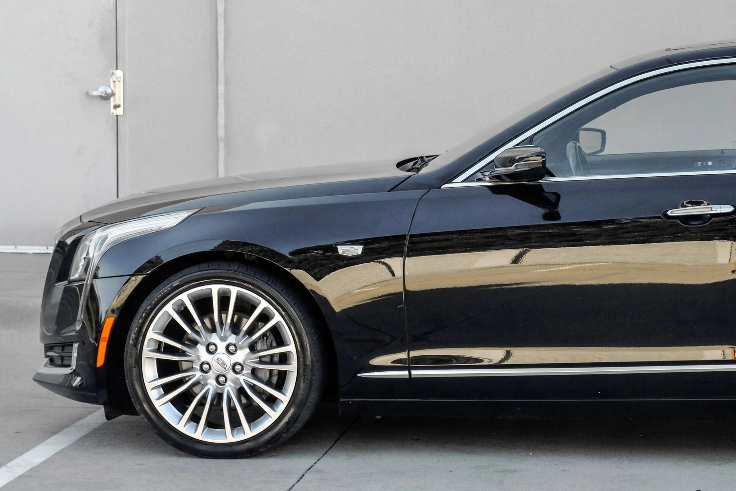 Used 2018 Cadillac CT6 Premium Luxury w/ Super Cruise Package AWD/4WD image 18