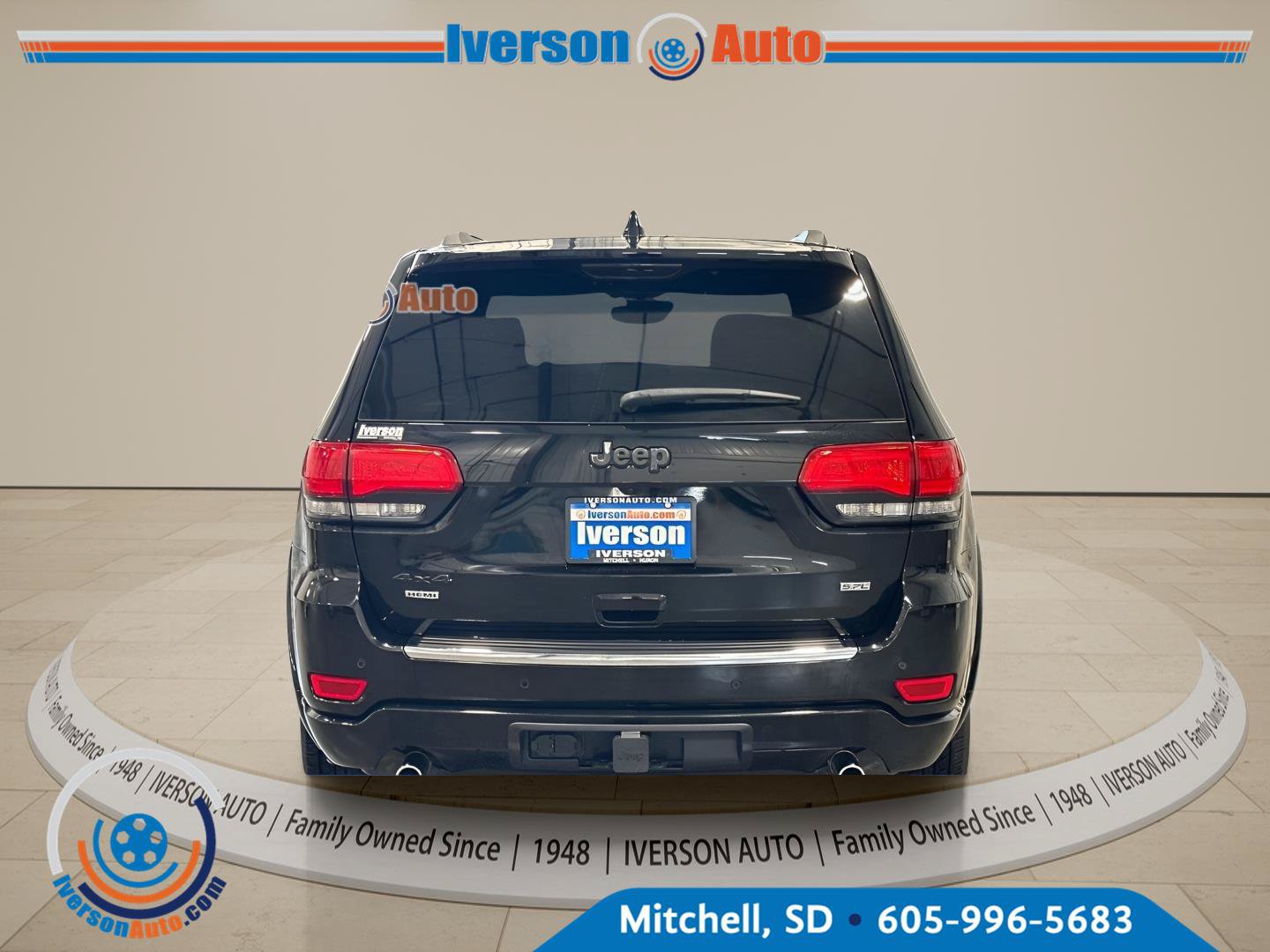 Used 2020 Jeep Grand Cherokee Overland AWD/4WD image 8