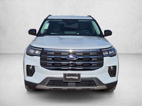 New 2026 Ford Explorer Active w/ Active Comfort Package image 6