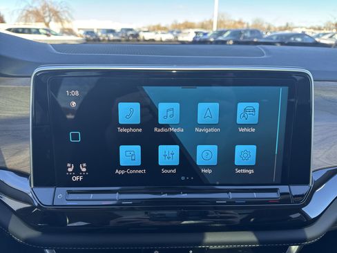 New 2026 Volkswagen Atlas SE image 14