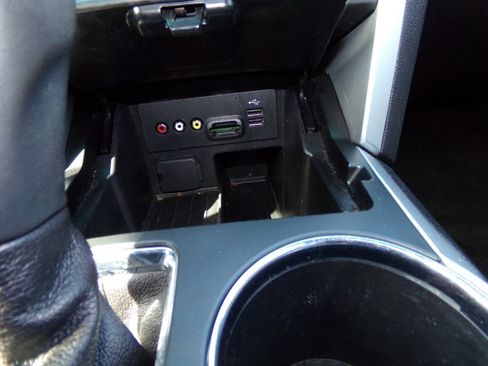 Used 2013 Ford Explorer XLT FWD image 53