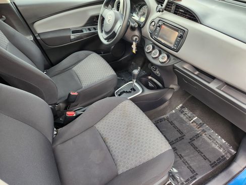 Used 2016 Toyota Yaris L image 17