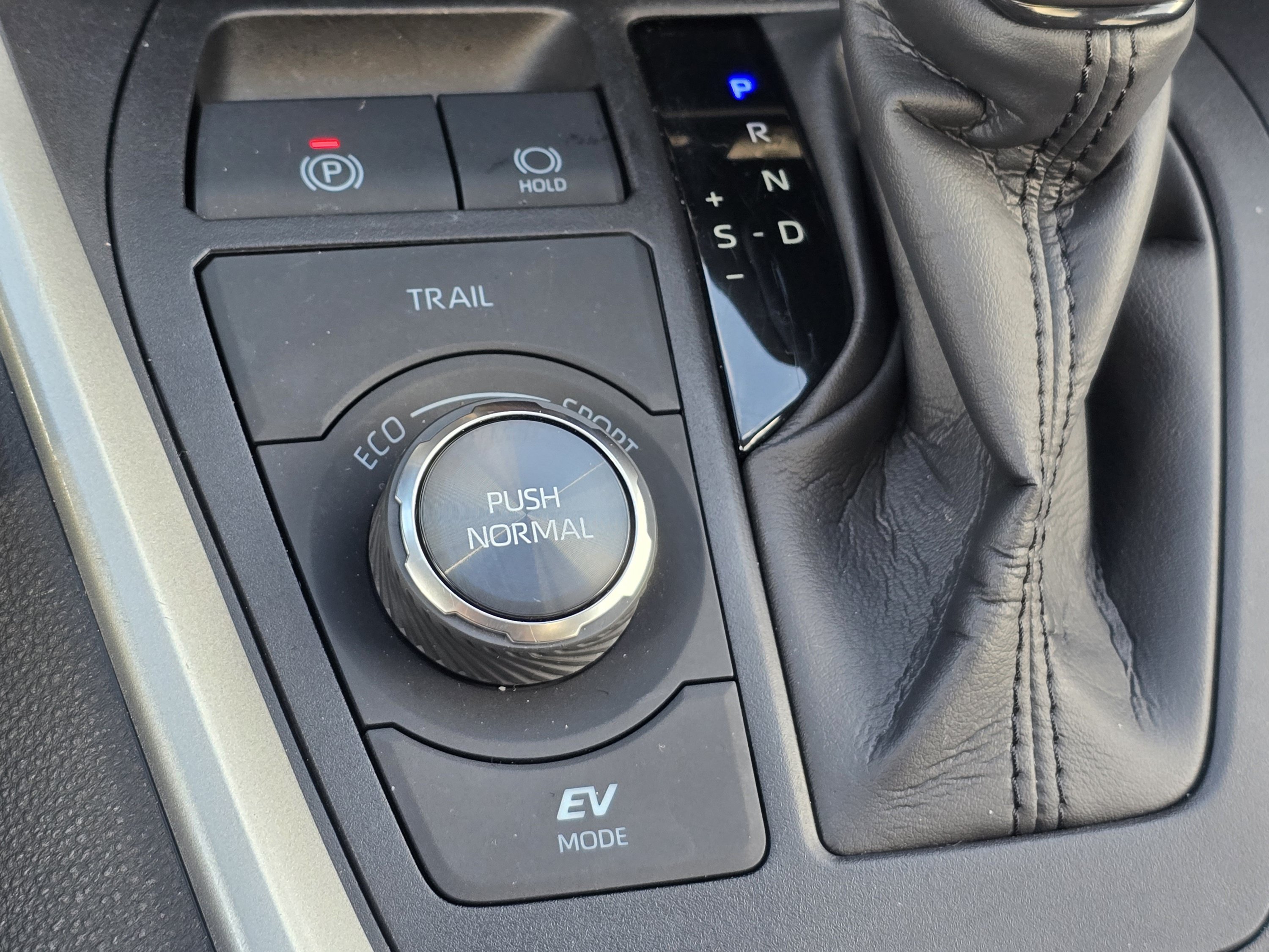 Certified 2024 Toyota RAV4 XSE w/ Weather Package AWD/4WD image 16