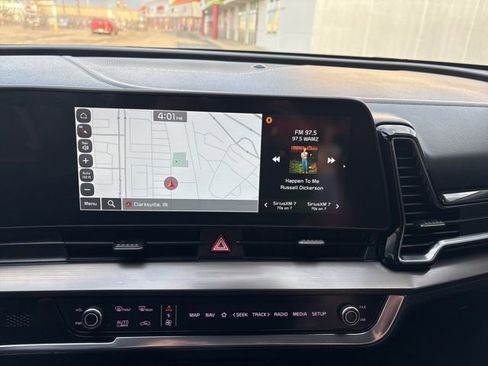 Certified 2024 Kia Sportage EX image 16