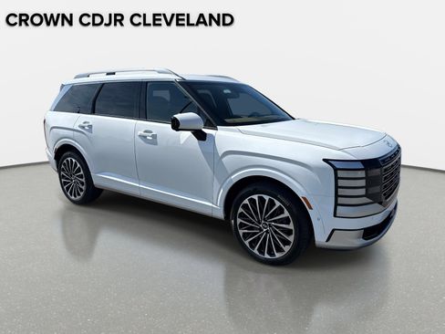 Used 2026 Hyundai Palisade Calligraphy AWD/4WD image 2
