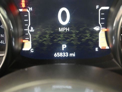 Used 2023 Jeep Wrangler Rubicon w/ LED Lighting Group image 22