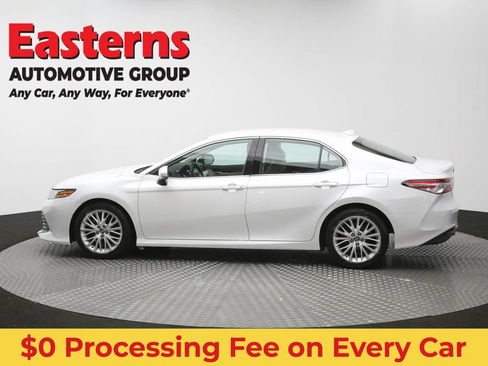 Used 2019 Toyota Camry XLE w/ Carpet Mat Package FWD image 62