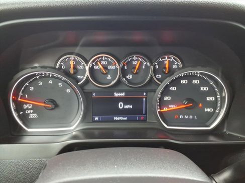 Used 2020 Chevrolet Silverado 1500 LT w/ Texas Edition image 23