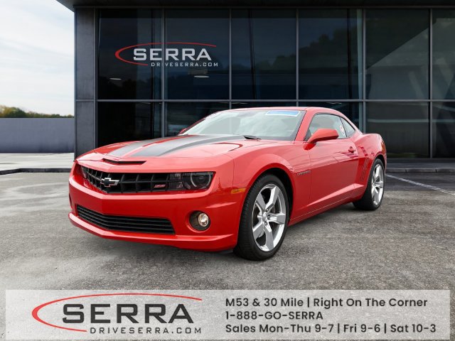 Used 2010 Chevrolet Camaro SS w/ RS Package RWD image 1