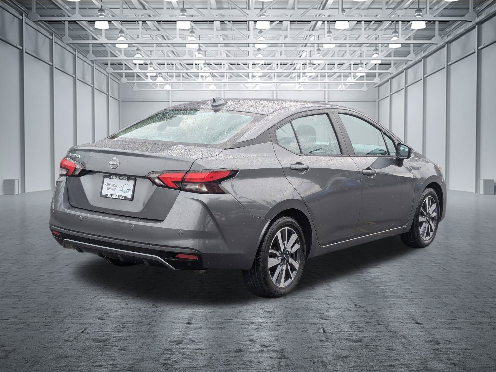 Used 2025 Nissan Versa SV FWD image 5