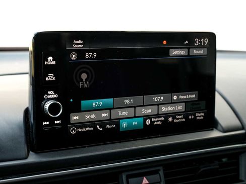 Used 2023 Honda Pilot Touring image 30