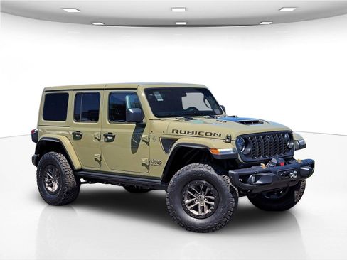 Used 2025 Jeep Wrangler Unlimited Rubicon 392 AWD/4WD image 2