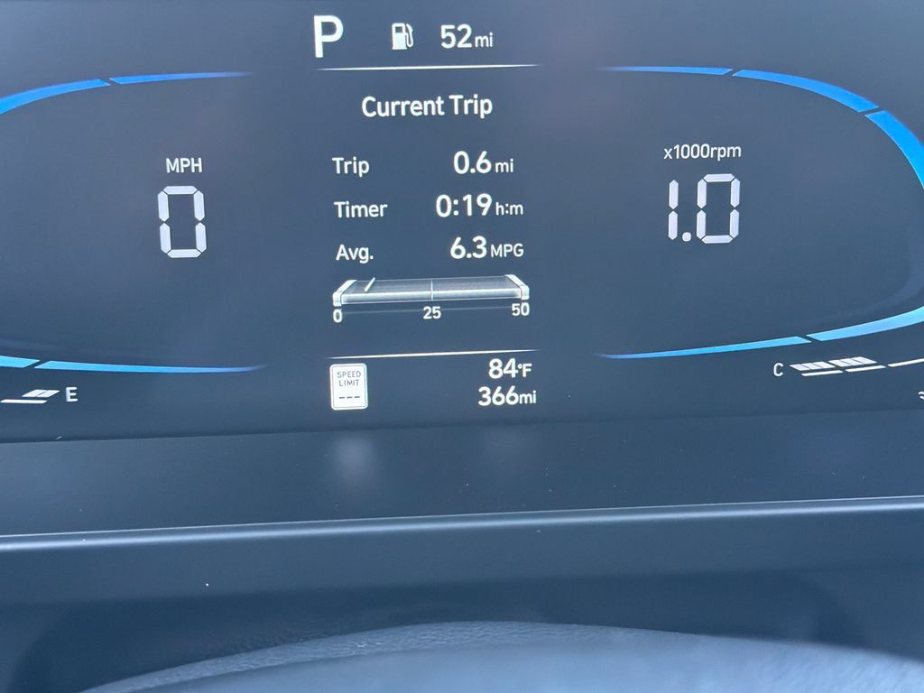 New 2026 Hyundai Elantra SEL Sport FWD image 25