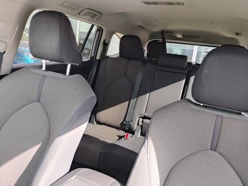 Used 2022 Toyota Highlander LE image 16