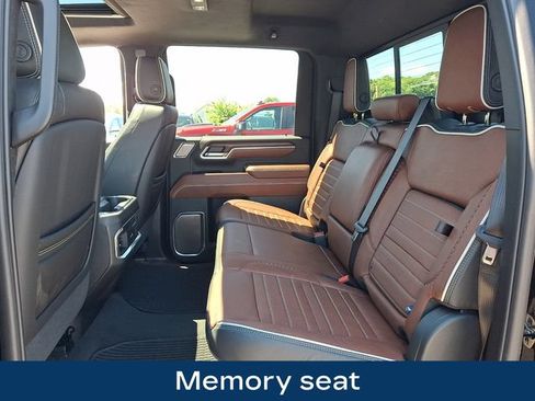 Used 2026 GMC Sierra 2500 Denali Ultimate AWD/4WD image 21