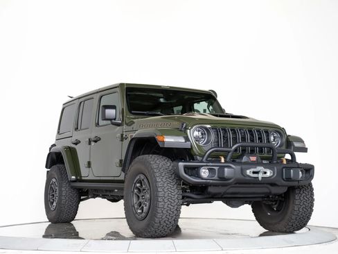 Used 2023 Jeep Wrangler Unlimited Rubicon 392 AWD/4WD image 9
