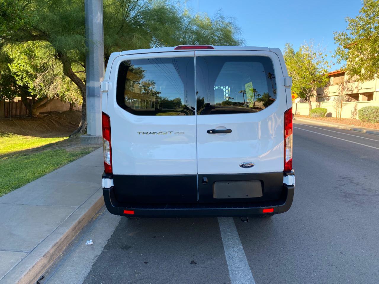 Used 2025 Ford Transit 250 Low Roof w/ Exterior Upgrade Package RWD image 9