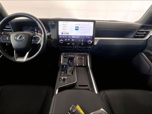 Used 2025 Lexus GX 550 image 21