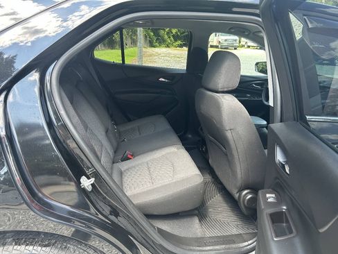 Used 2021 Chevrolet Equinox LT FWD image 21