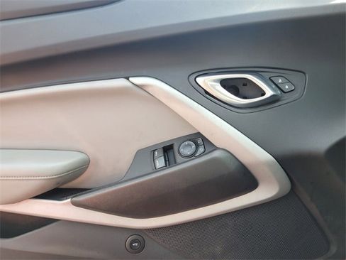 Used 2022 Chevrolet Camaro LT image 23