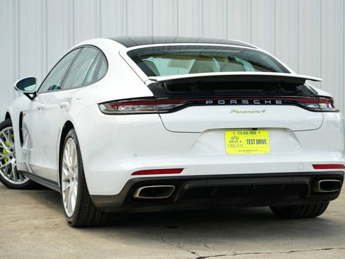 Used 2021 Porsche Panamera 4S image 6