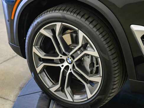 Used 2026 BMW X5 sDrive40i w/ Premium Package RWD image 10