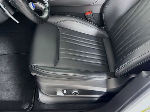 Used 2025 Maserati Grecale Modena image 33