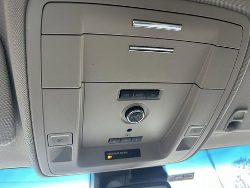 Used 2019 Chevrolet Tahoe LT image 24