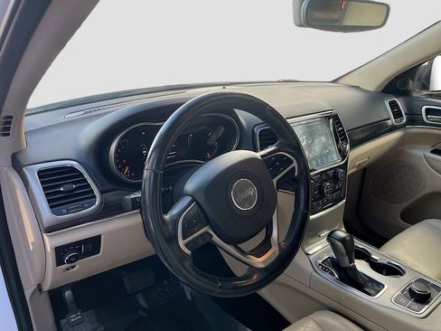 Used 2021 Jeep Grand Cherokee Limited image 9