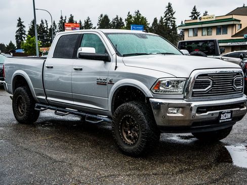 Used 2018 RAM 2500 Laramie AWD/4WD image 6