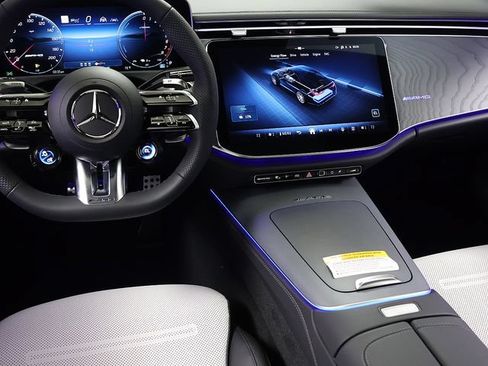 New 2026 Mercedes-Benz E 53 AMG e 4MATIC Sedan image 17