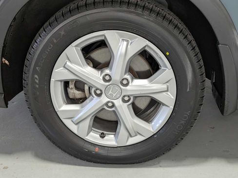 Certified 2023 Honda HR-V LX image 3