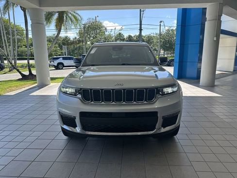 Used 2023 Jeep Grand Cherokee L Limited RWD image 18
