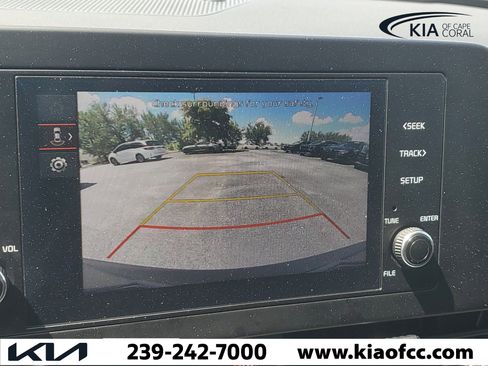 Used 2025 Kia Sportage LX FWD image 24