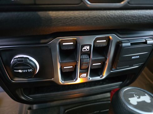 New 2026 Jeep Wrangler Unlimited Sport AWD/4WD image 9