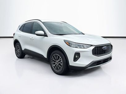 New 2024 Ford Escape SE