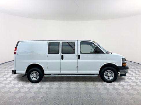 Used 2024 Chevrolet Express 2500 w/ Driver Convenience Package image 6
