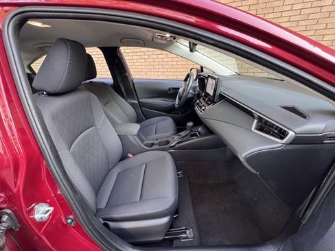 Used 2024 Toyota Corolla LE image 10