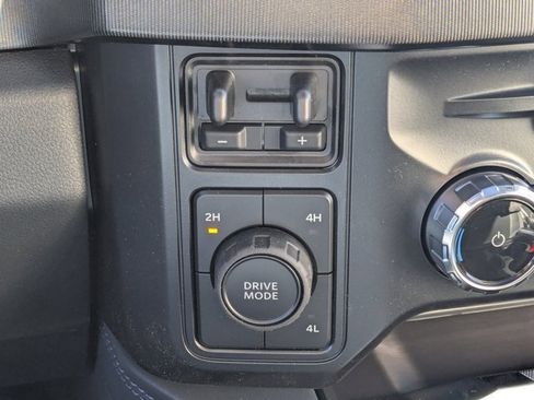 New 2026 Ford F450 Platinum w/ FX4 Off-Road Package image 25