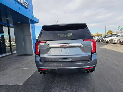 Used 2022 GMC Yukon XL Denali AWD/4WD image 4