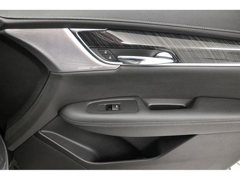 Used 2020 Cadillac XT6 Premium Luxury image 17