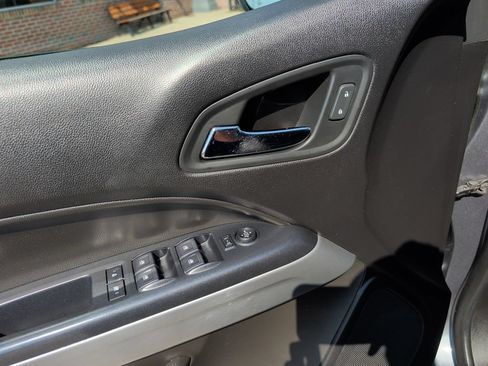 Used 2019 Chevrolet Colorado LT w/ LT Convenience Package AWD/4WD image 13
