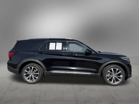 Used 2025 Ford Explorer Platinum w/ Ultimate Package AWD/4WD image 5