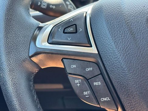 Used 2024 Ford Edge SEL w/ Convenience Package image 18