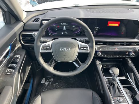 New 2025 Kia Telluride S image 12