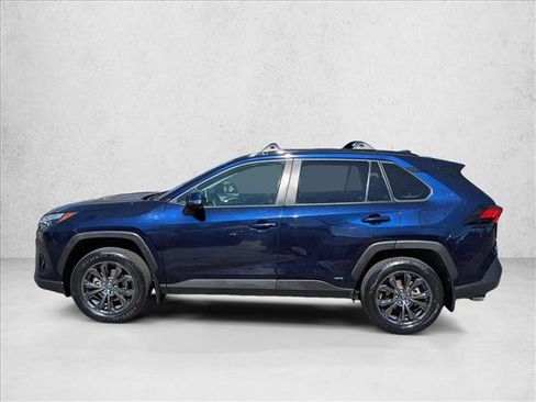 Used 2023 Toyota RAV4 XLE Premium image 9